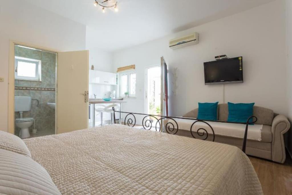 Cosy Apartment,Amazing View! Дубровник Екстериор снимка